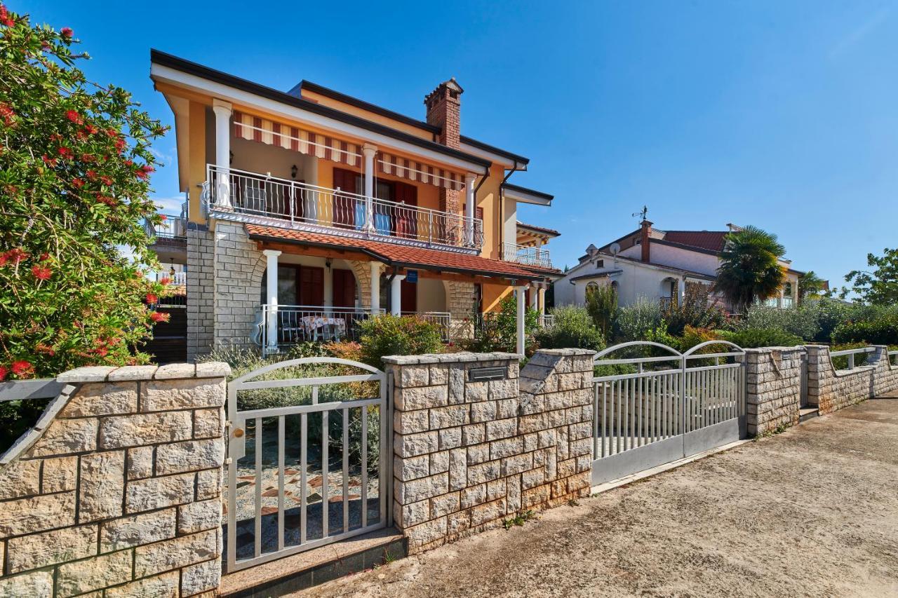 Haus Ana Daire Poreč Dış mekan fotoğraf